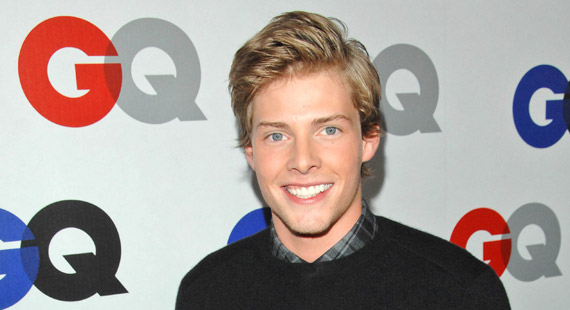 ‘Weeds’ Hunter Parrish Becomes Heavenly Deity in ‘Godspell’
